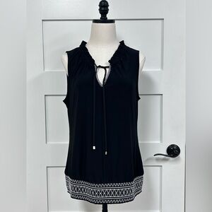 WHITE HOUSE BLACK MARKET - women’s white and black top, size M